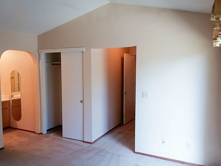 604 Alamine Dr — Photo 14