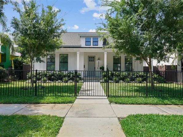 2210 Burlington Ave N, Saint Petersburg, FL 33713