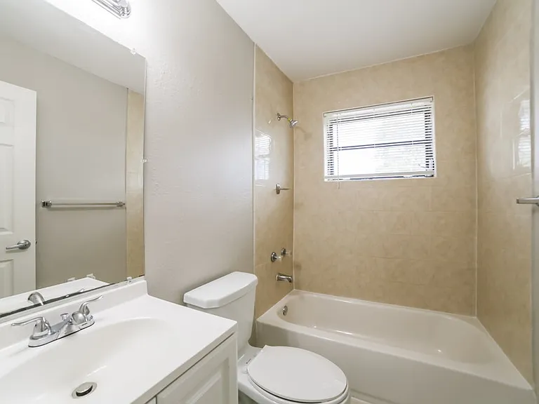 13620 Monroe St — Photo 15