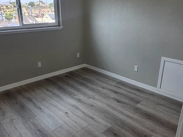 7060 Tuther Way — Photo 12