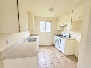 700 E Main St APT 1, San Jacinto, CA 92583