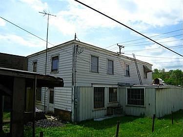 4th image of 614 Jefferson Ave