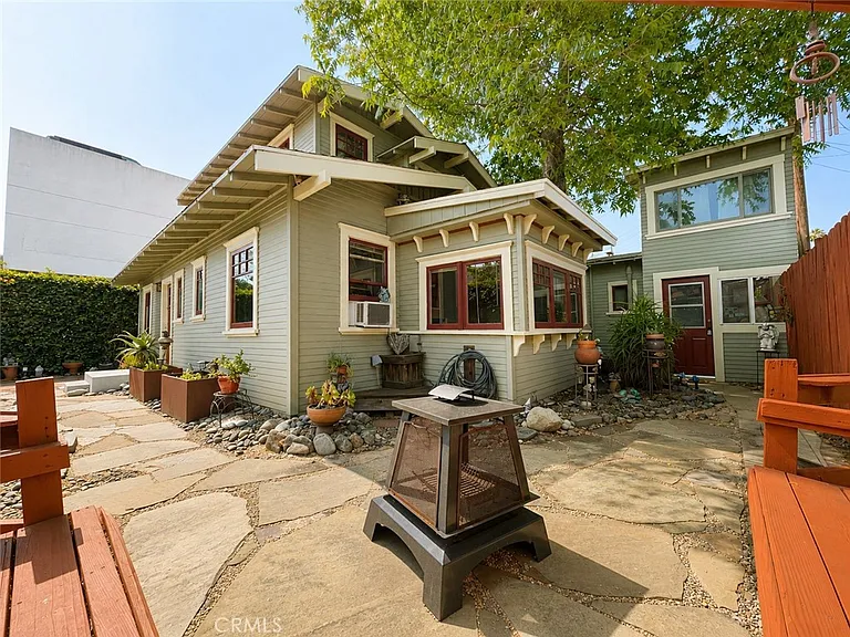 115 E Garfield Ave — Photo 2