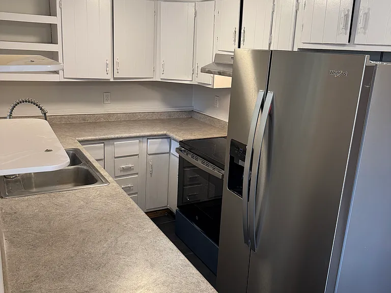 707 Barnard St #1 — Photo 11