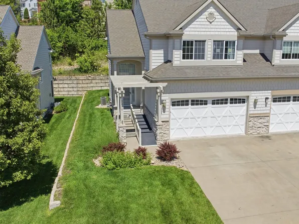 2052 Stephen Ct, Manhattan, KS 66503