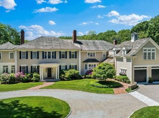 26 Longmeadow Dr, Westwood, MA 02090