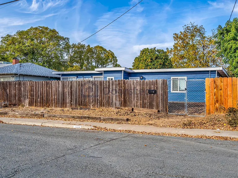 199 Bart Ave #A — Photo 7