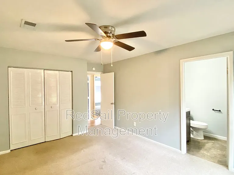 1449 Longdale Dr — Photo 14