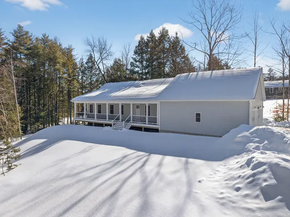 42 Brandons Way, Gorham, ME 04038