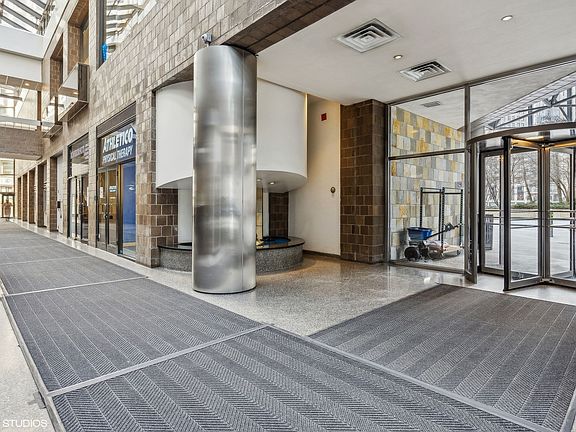 2nd image of 405 N Wabash Ave Unit 4506