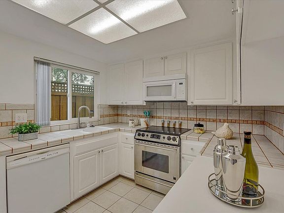 5th image of 2314 Park Ave