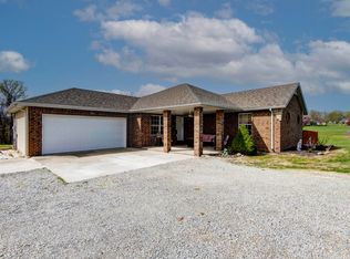 134 S Finch Rd, Clever, MO 65631
