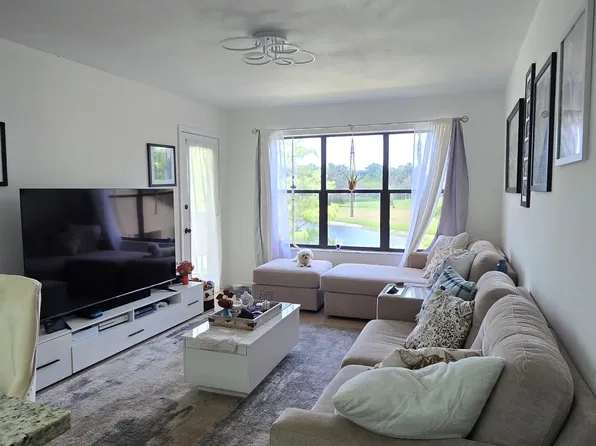 4361 W McNab Rd APT 27, Pompano Beach, FL 33069