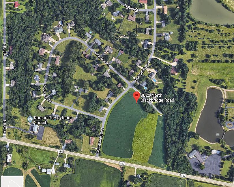 2nd image of 8022 N Blackbridge Rd