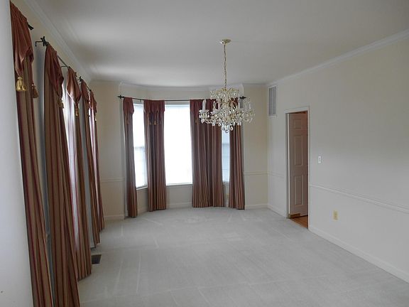 2nd image of 5486 Clonmel Ct