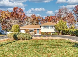 385 Nicolls Rd, Deer Park, NY 11729
