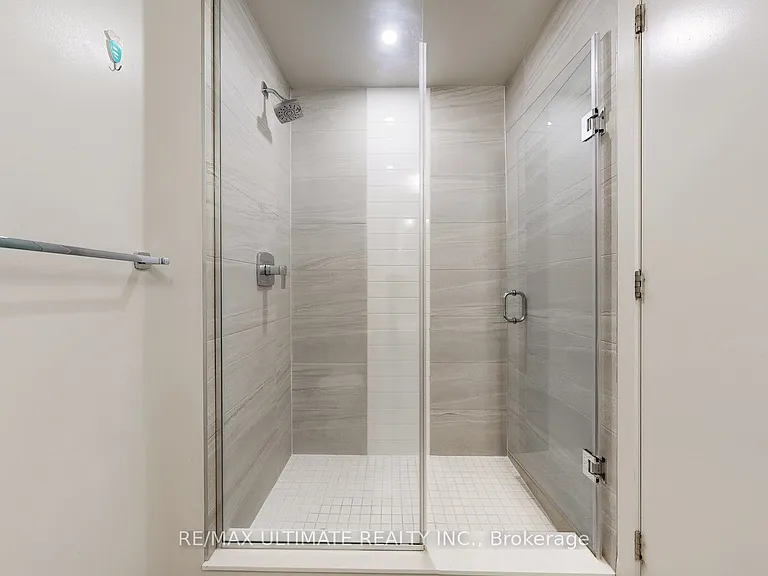 90 Glen Everest Rd #407 — Photo 17