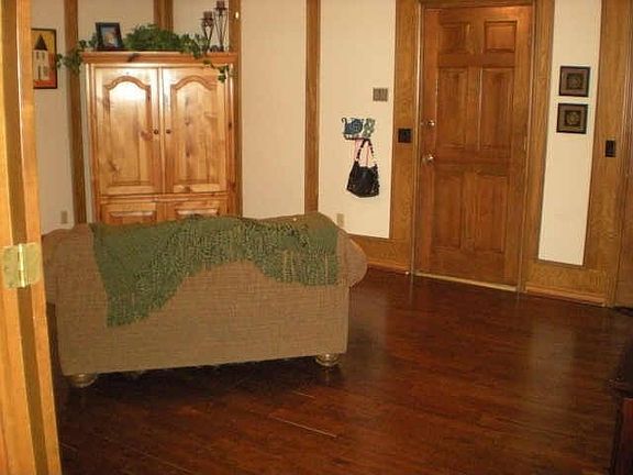 5th image of 6501 Apple Valley Pl