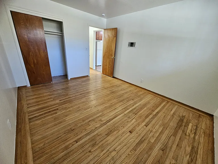 1425 Snow St — Photo 13