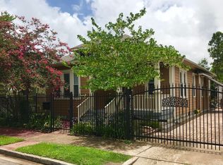 405 Willard St, Houston, TX 77006