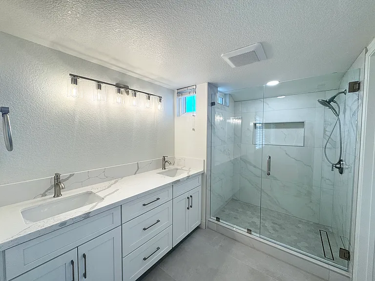 3413 Caseras Dr — Photo 35