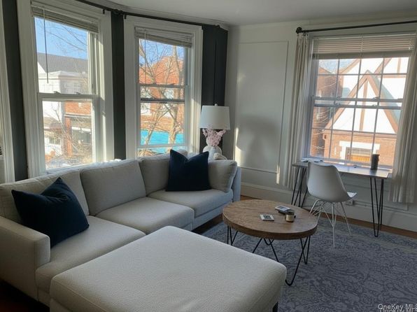 253 Sea Cliff Ave APT 1