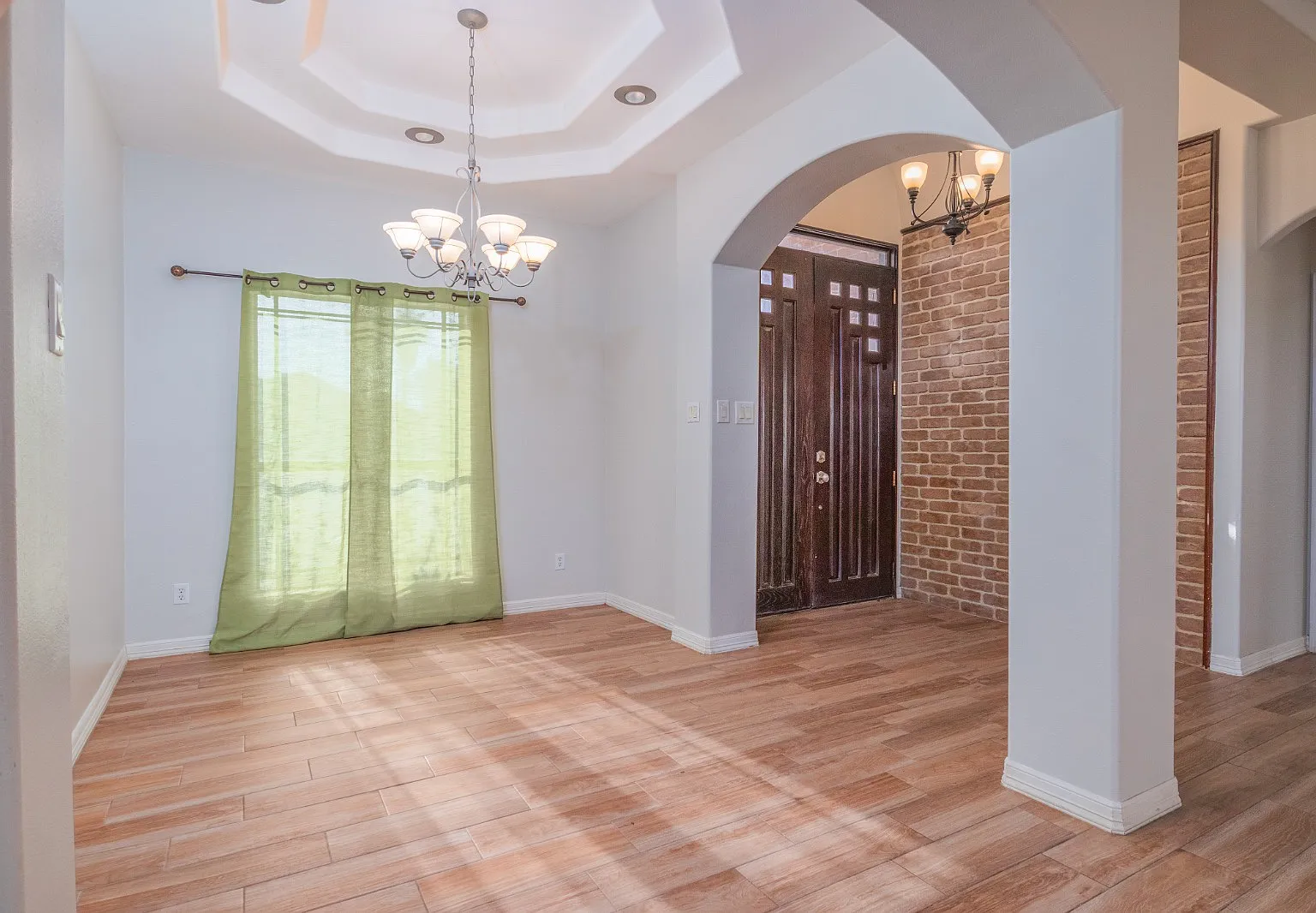 3818 Oregon Dr — Photo 4