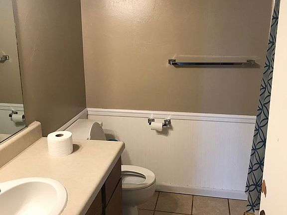4th image of 122 Burke Ave APT 15