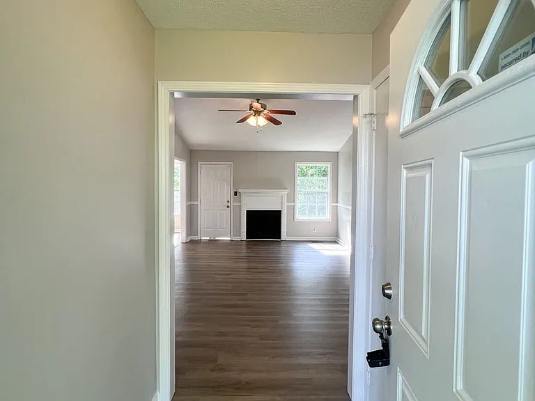 3816 Trenton Rd — Photo 2