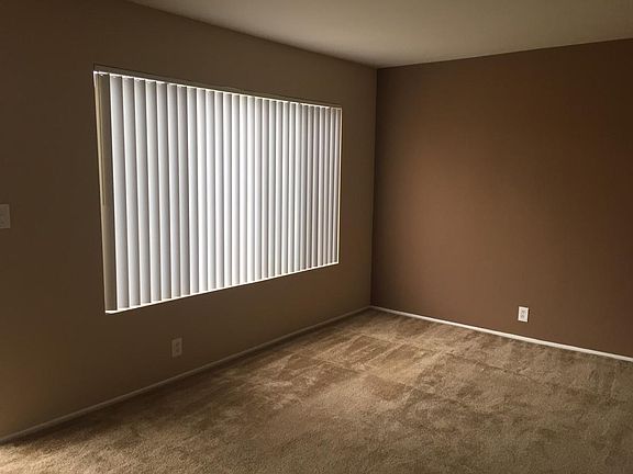 2nd image of 271 Molino Ave APT 15