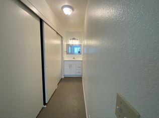 Garden Level Apartment - Completely Renovated!, Atascadero, CA 93422