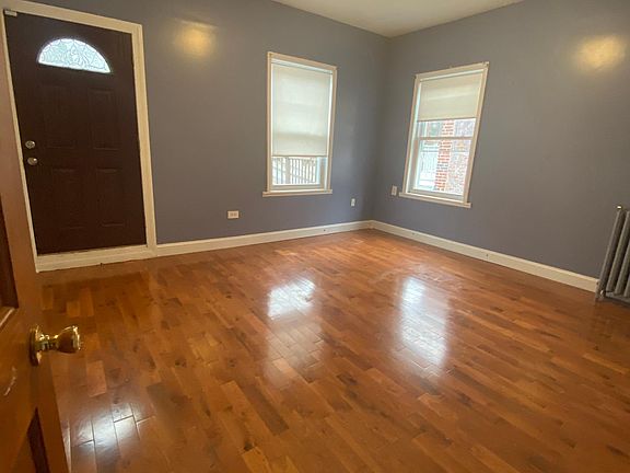 5th image of 306 Sommerville Pl