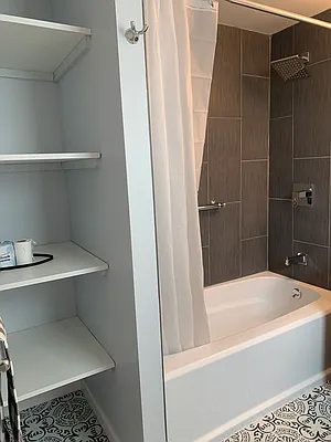 Rented by Capri Jet Realty Corp | media 10