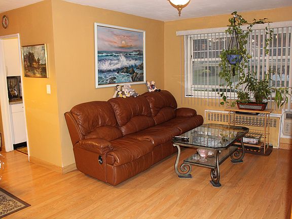 5th image of 25225 60th Ave