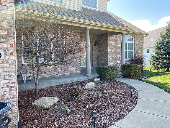 3rd image of 140 Oak Hill Dr