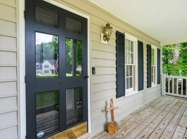 9180 Bracey Mill Pl, Mechanicsville, VA 23116