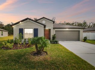 2950 Lytton Hall Dr, Zephyrhills, FL 33540