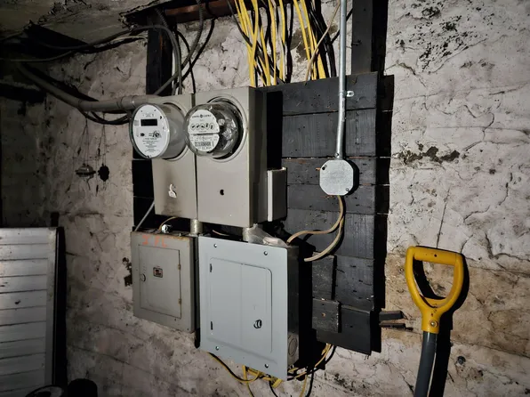 142 West Side Avenue image 11 of 19