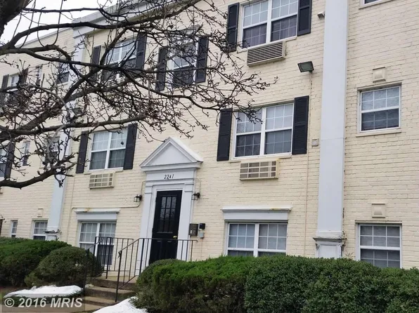 2241 Farrington Ave #4-201, Alexandria, VA 22303