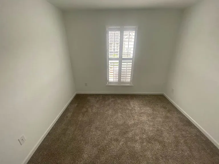 22047 Lani Dr — Photo 45