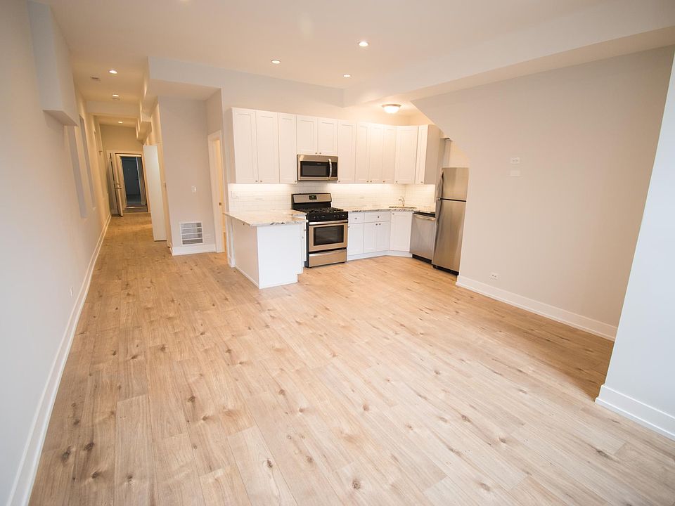 1st image of 1809 W Superior St #1F