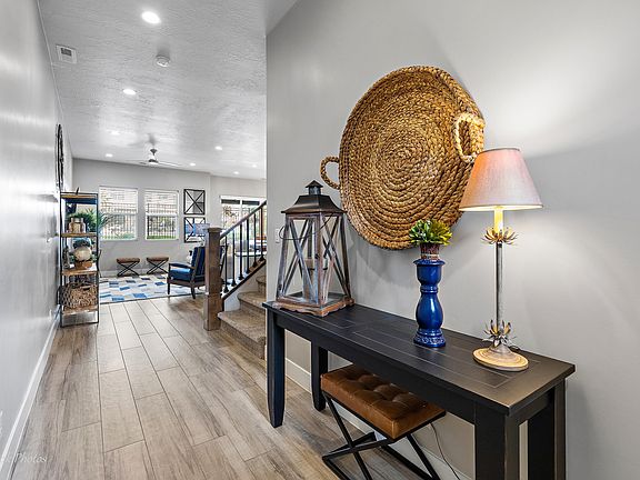 4th image of 2600 Ocotillo Way Unit 19