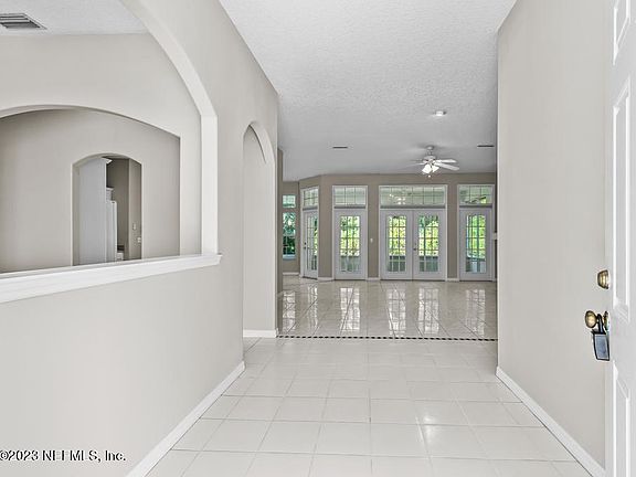 5th image of 6921 CYPRESS LAKE Court