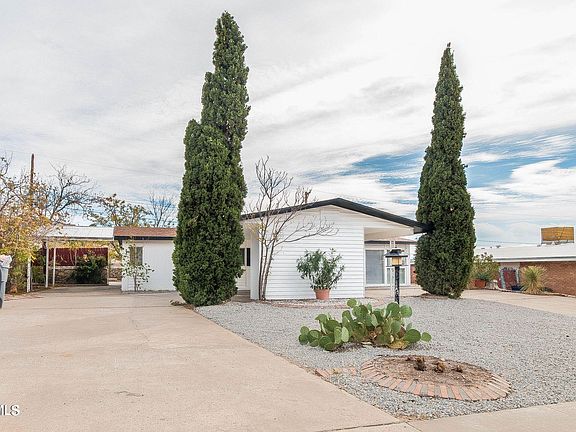 3rd image of 208 Carnival Dr