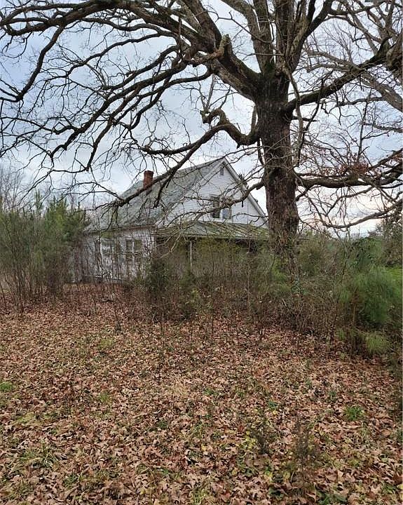 1st image of 1710 Indian Oak Rd