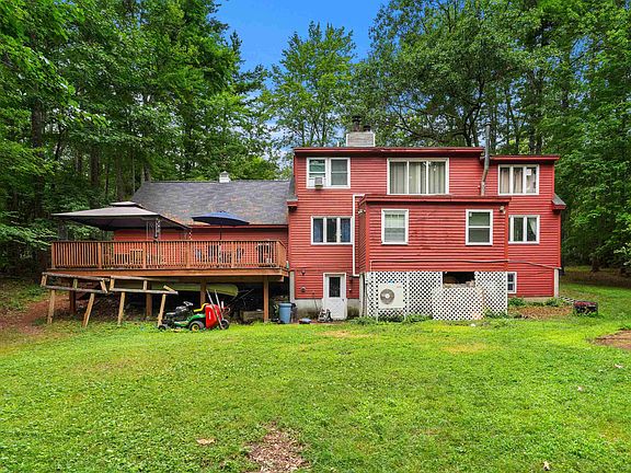 3rd image of 66 Crestwood Drive