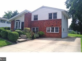 108 Brewster Dr, Newark, DE 19711