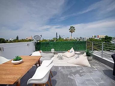 Private roof top terrace sample furnished