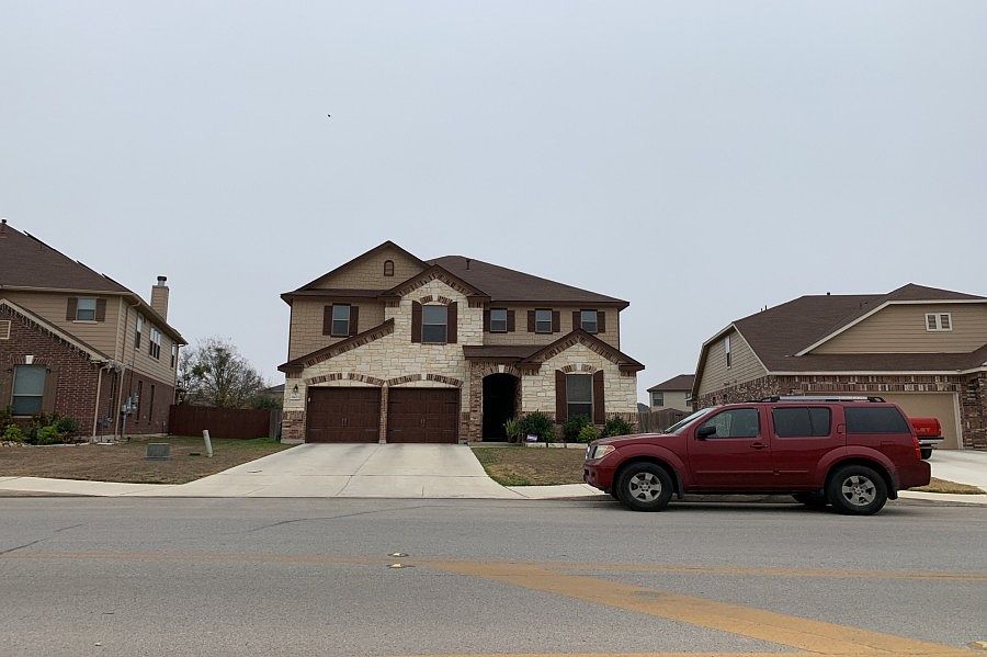 1st image of 11423 Sawyer Valley