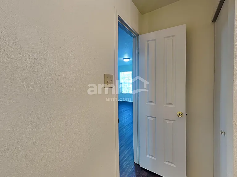 8045 Bach Dr — Photo 14